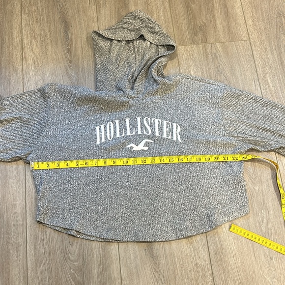 Hollister Cropped Lightweight Hoodie Size Medium - Picture 6 of 9